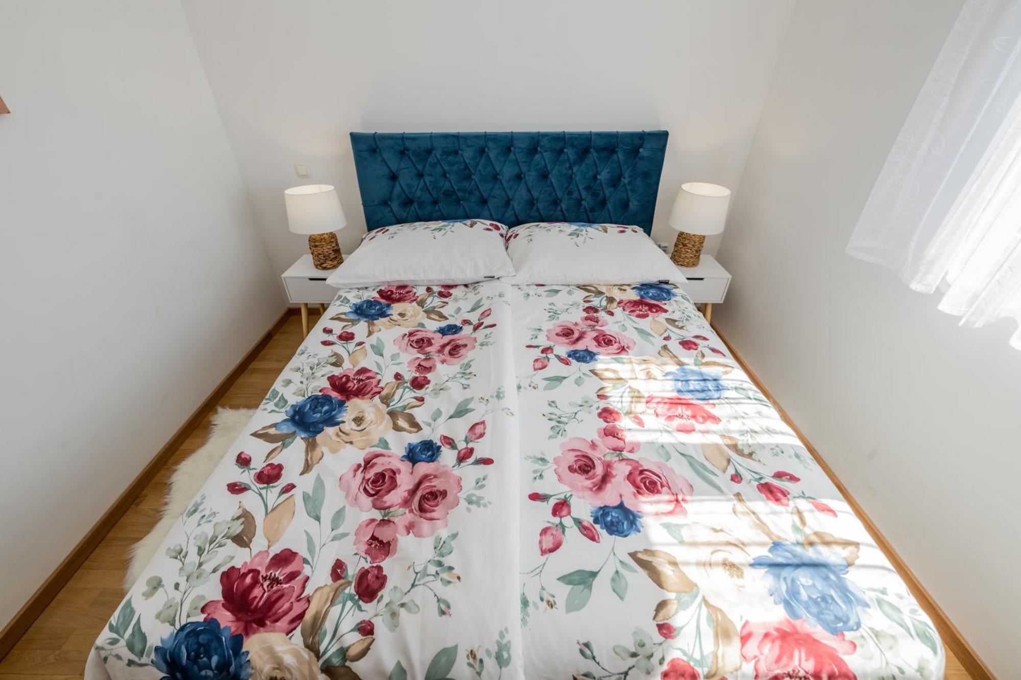 Sun Island Apartment Трогир Экстерьер фото
