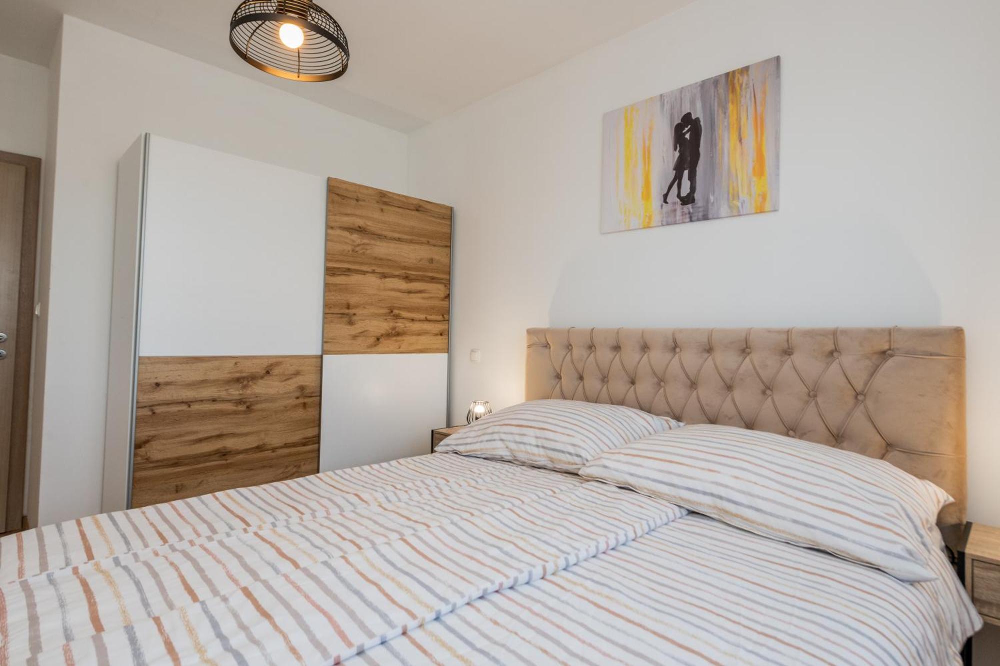 Sun Island Apartment Трогир Экстерьер фото